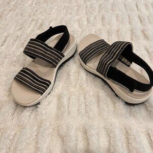 Clarks Arls Stroll Black Combi Cushion Soft Women's Sandals size 7